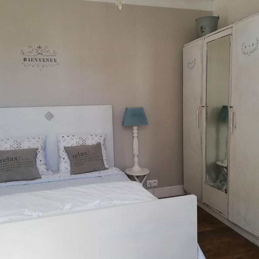 Chambre D'Hote Equestre Au Petit Bonheur Chateldon Eksteriør billede